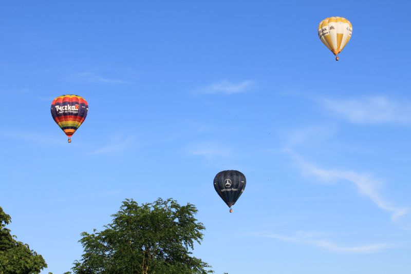 Hot air balloons