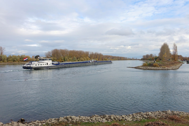 Cargo ship at Speyer